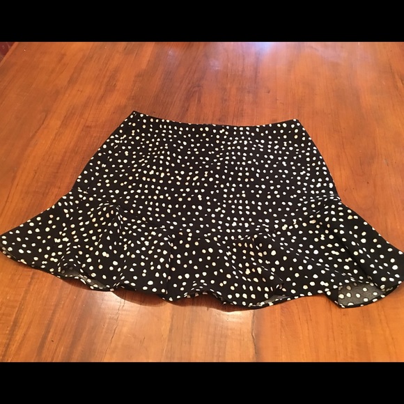 Banana Republic Polka Dot Semi-Wrap Top. - Picture 5 of 7